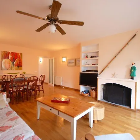Apartment Lets Holidays Nice House Tossa Tossa de Mar